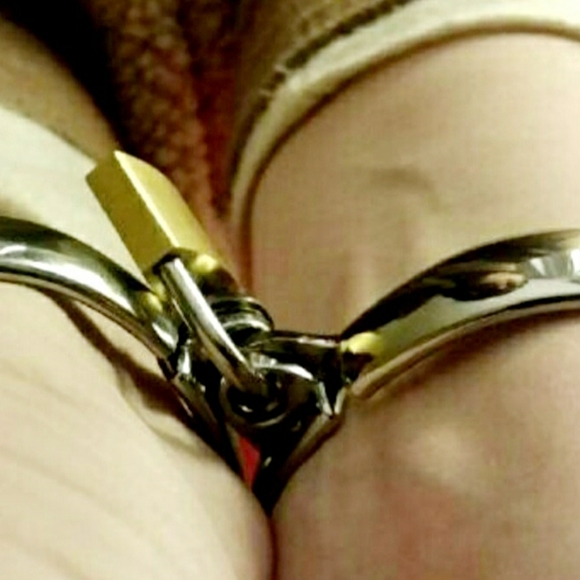 Handcuffs (small wrists) - Picture 3 of 7